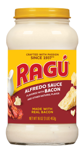 Ragu Alfredo sauce with bacon